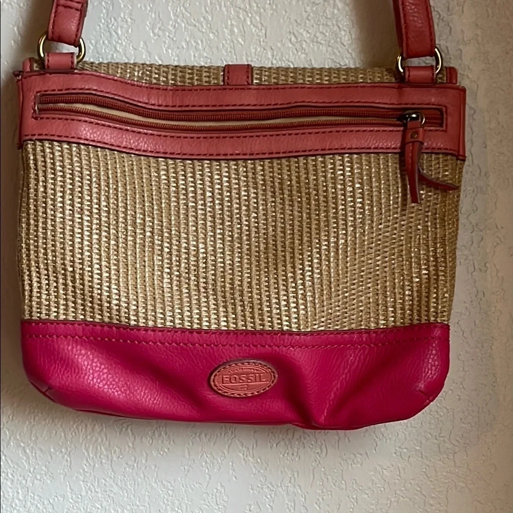 FOSSIL  Pink and Tan Woven Crossbody Bag